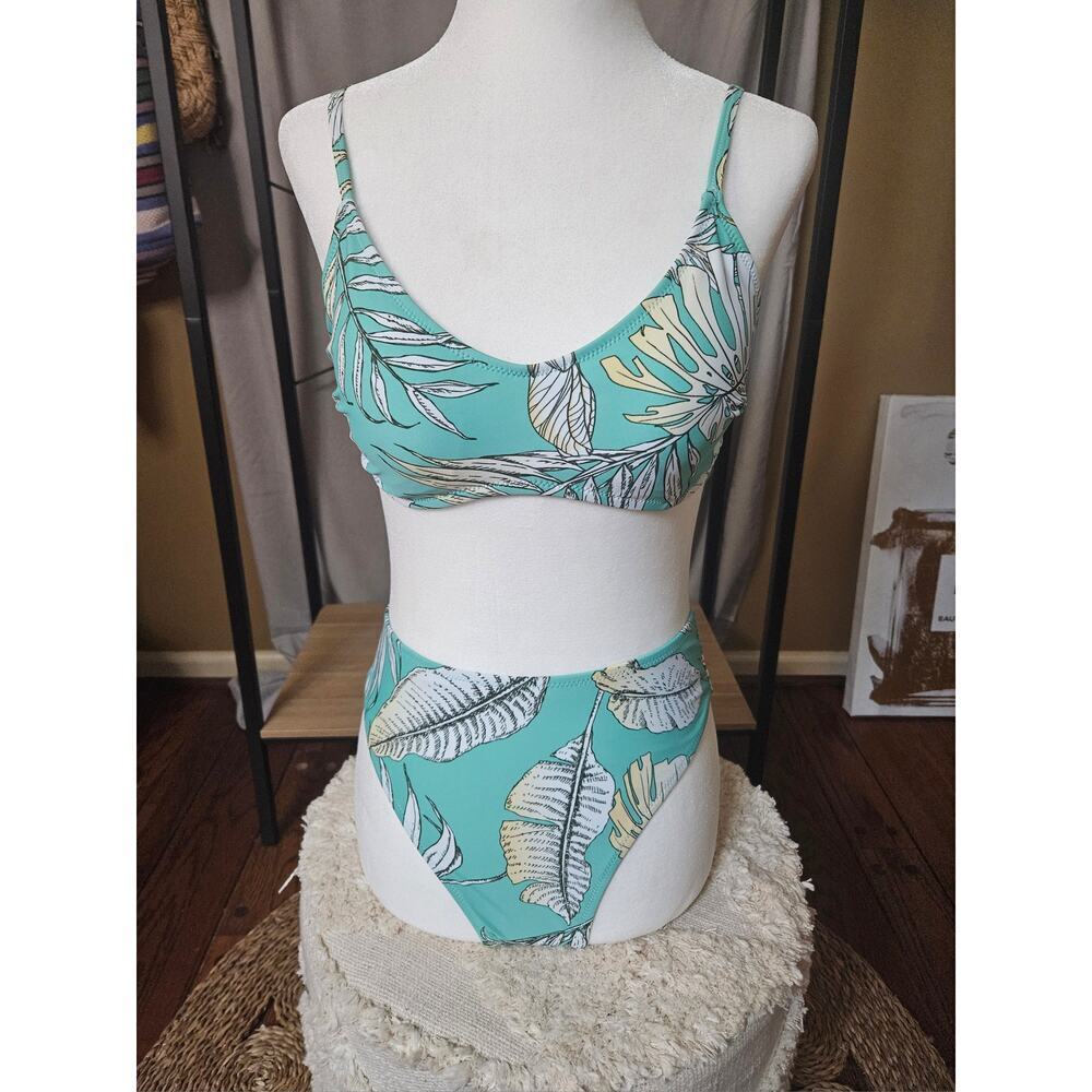 Cupshe NWT 2 Piece Bikini Size S - Picture 2 of 13